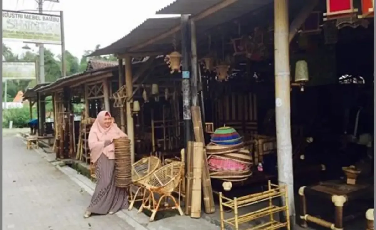 Bambu yang Menyatu dengan Jiwa Cilacap: SYA LUGUT BAMBU (SAMSUL)
